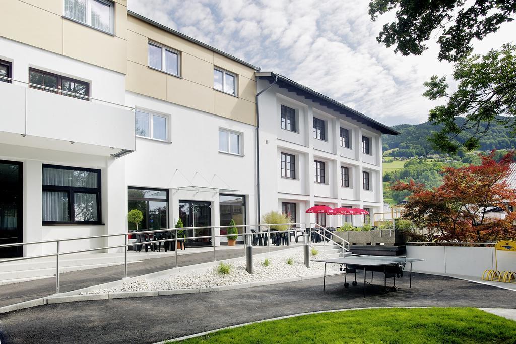 Hostel Jugendgaestehaus *